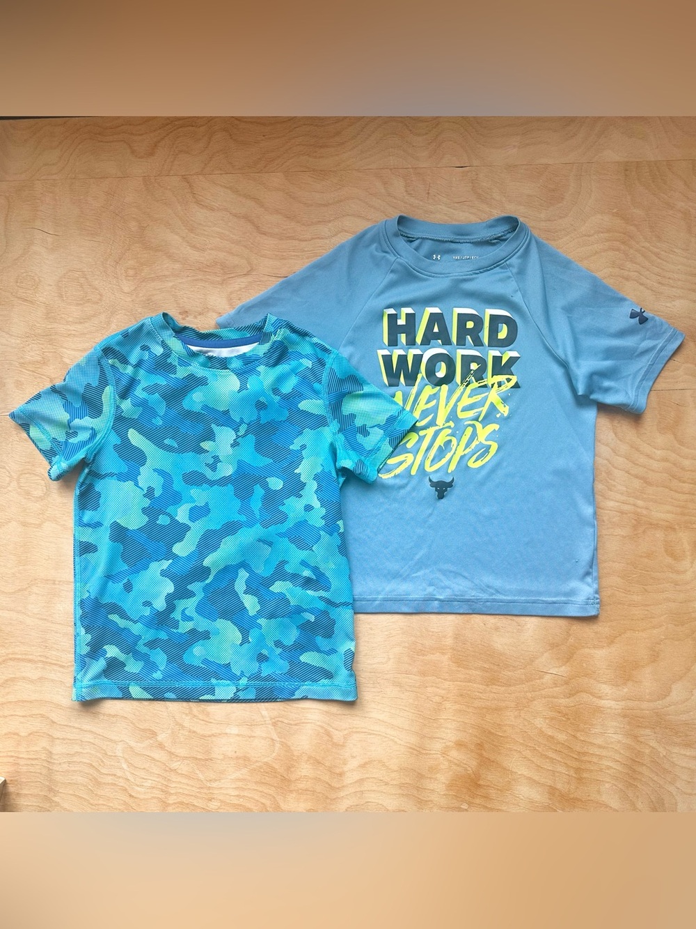 Under Armour Boys Shirt Bundle YXS Blue Athletic Tee Set Camo + Hard Work